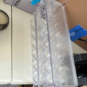 Clear Egg Storage Container